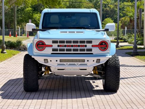 Used 2025 Ford Bronco Heritage Edition image 6