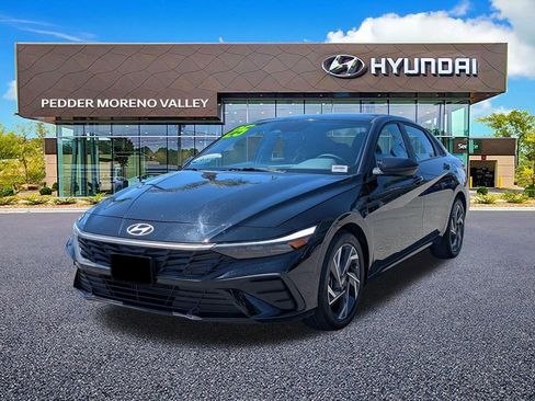 Certified 2025 Hyundai Elantra Sport FWD image 7
