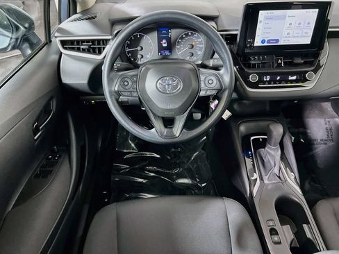 Certified 2025 Toyota Corolla LE FWD image 19
