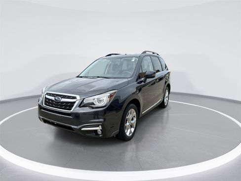 Used 2018 Subaru Forester 2.5i Touring w/ Popular Package #3B AWD/4WD image 4
