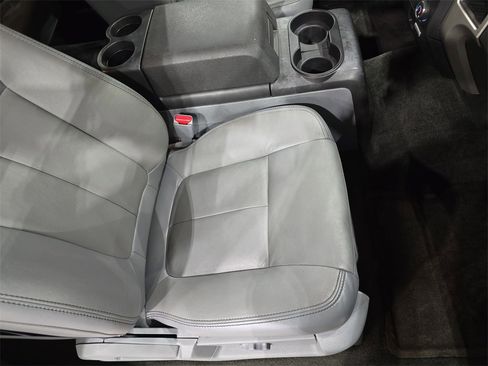 Used 2014 Ford F150 XLT w/ Equipment Group 302A Luxury image 10