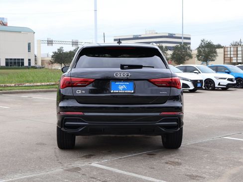 Used 2022 Audi Q3 2.0T Premium w/ Convenience Package image 5