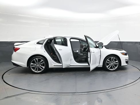 Used 2023 Chevrolet Malibu LT image 38