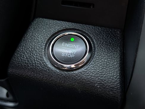 Certified 2019 Ford F150 Lariat image 33