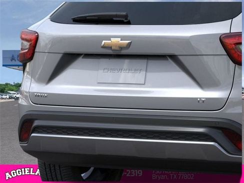 New 2026 Chevrolet Trax LT image 14