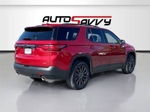 Used 2023 Chevrolet Traverse RS image 7
