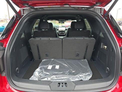New 2026 Ford Explorer ST-Line image 17