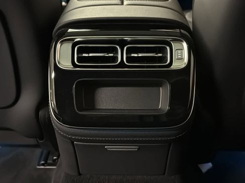 New 2025 Mercedes-Benz S 580e 4MATIC Sedan image 28