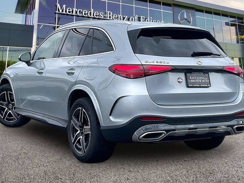Certified 2025 Mercedes-Benz GLC 350e 4MATIC image 2