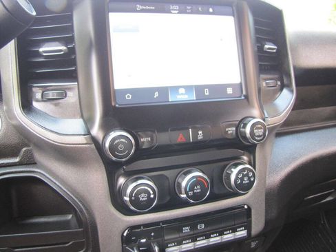 Used 2023 RAM 2500 Tradesman w/ Chrome Appearance Group image 40