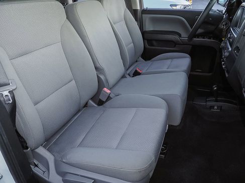 Used 2019 Chevrolet Silverado 1500 Custom w/ Custom Convenience Package image 20