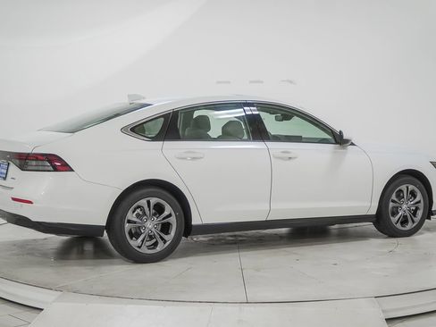 New 2026 Honda Accord EX-L image 11