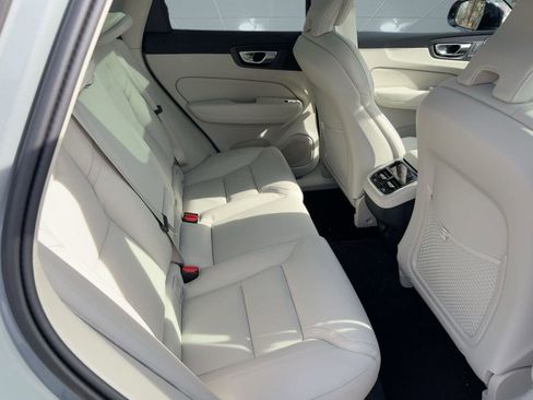 New 2026 Volvo XC60 B5 Ultra w/ Climate Package image 29