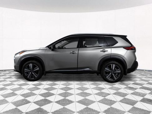 Used 2023 Nissan Rogue Platinum w/ Platinum Premium Package FWD image 16