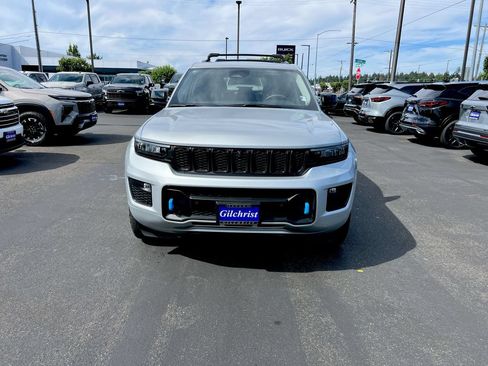 Used 2023 Jeep Grand Cherokee 30th Anniversary AWD/4WD image 26