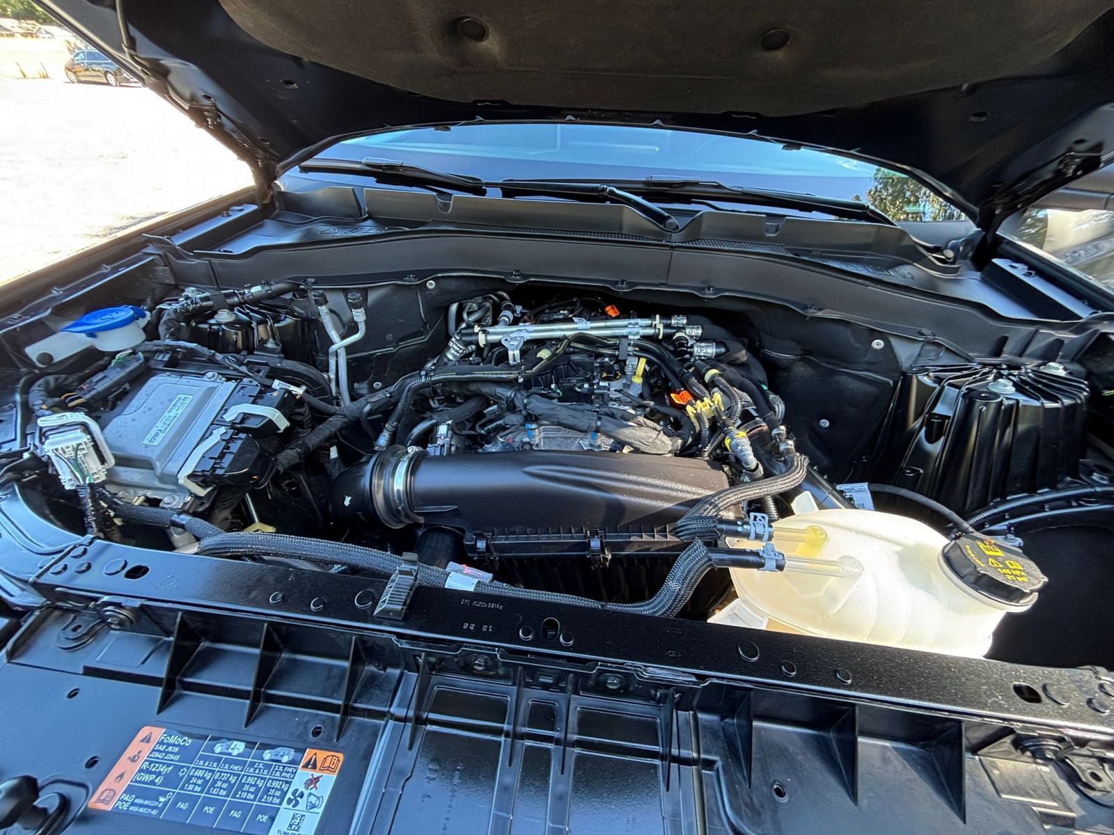 Used 2026 Ford Explorer Active AWD/4WD image 34