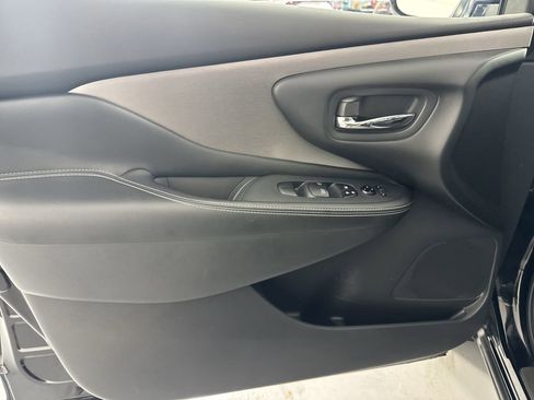 Used 2024 Nissan Murano SV w/ SV Midnight Edition Package AWD/4WD image 16