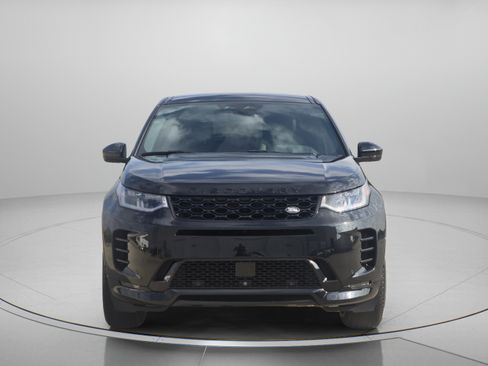 Used 2025 Land Rover Discovery Sport Dynamic SE AWD/4WD image 4