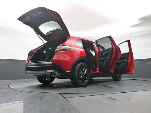 Certified 2024 Honda HR-V Sport image 47