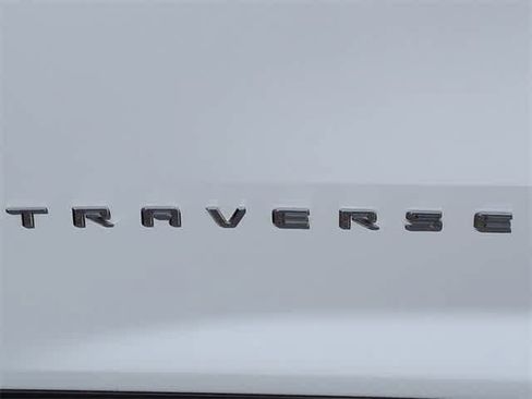 Used 2024 Chevrolet Traverse LT w/ Trailering Package image 13