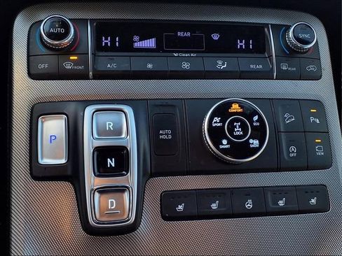 Used 2022 Hyundai Palisade Calligraphy w/ Winter Package image 19