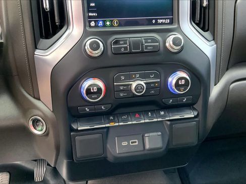 Used 2021 GMC Sierra 1500 SLE AWD/4WD image 32