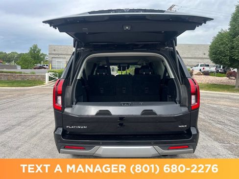 Used 2025 Ford Expedition Max Platinum AWD/4WD image 9
