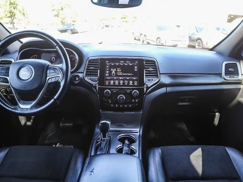 Used 2020 Jeep Grand Cherokee Altitude AWD/4WD image 13
