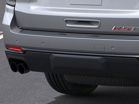 New 2026 Chevrolet Suburban RST image 14