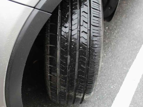 Used 2015 Kia Sorento LX image 30