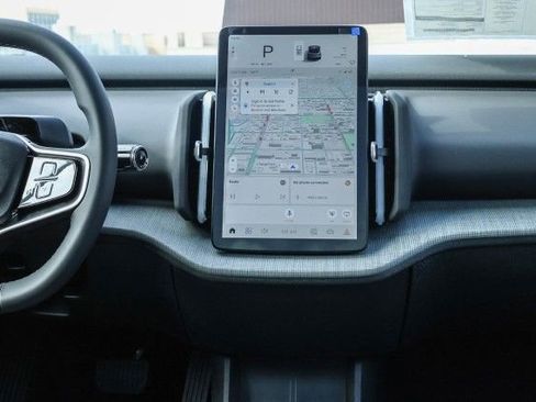 New 2025 Volvo EX30 Plus AWD/4WD image 14
