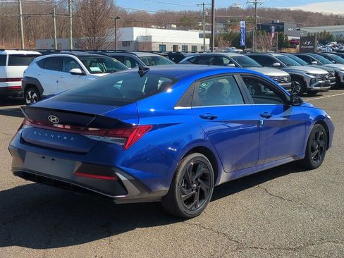New 2026 Hyundai Elantra SEL Sport Premium FWD image 3