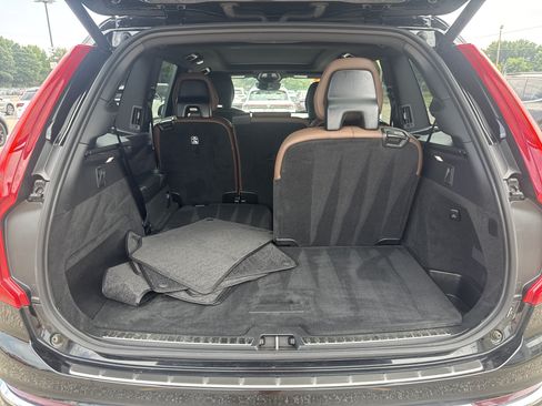 Used 2023 Volvo XC90 B6 Plus w/ Protection Package Premier AWD/4WD image 8