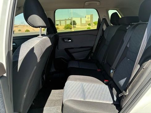 Certified 2024 Nissan Rogue SV w/ SV Premium Package FWD image 15