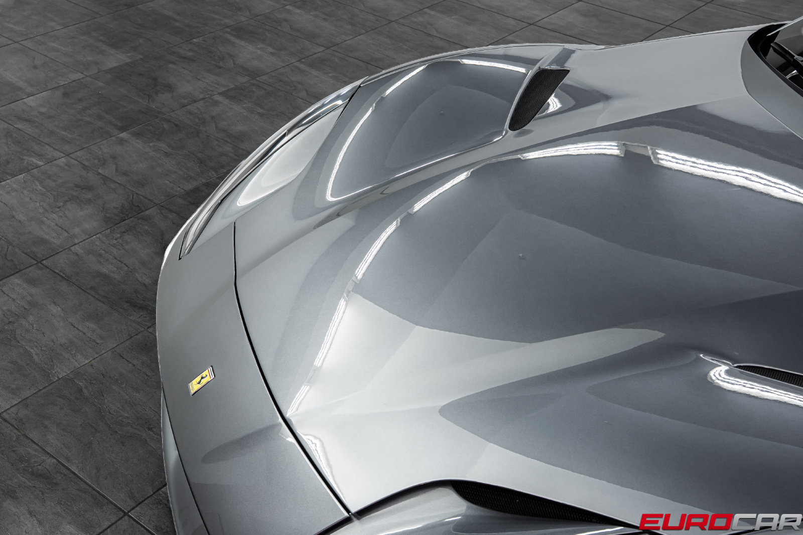 Used 2022 Ferrari 812 GTS RWD image 11