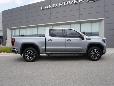 Used 2024 GMC Sierra 1500 AT4 w/ Technology Package AWD/4WD image 7