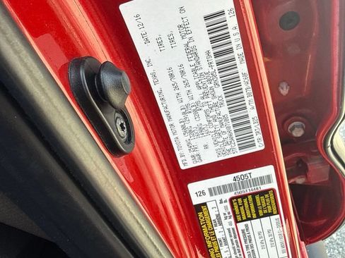 Used 2017 Toyota Tacoma TRD Pro AWD/4WD image 31