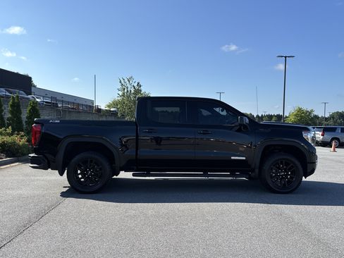 Used 2021 GMC Sierra 1500 Elevation w/ Preferred Package AWD/4WD image 11