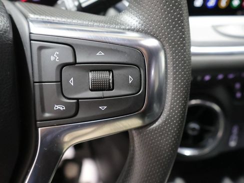 Used 2025 Chevrolet Blazer LT AWD/4WD image 33