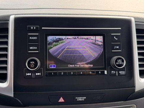 Used 2019 Honda Ridgeline Sport image 26