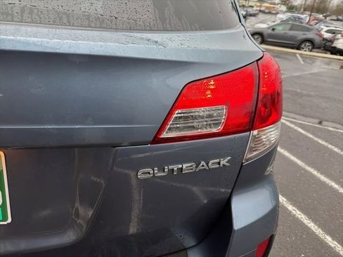 Used 2013 Subaru Outback 2.5i Limited w/ Popular Pkg 2 image 10