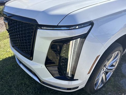 New 2025 Cadillac Escalade Sport Platinum w/ LPO, Floor Liner Package image 9