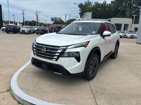 New 2026 Nissan Rogue Platinum w/ Platinum Premium Package AWD/4WD image 3