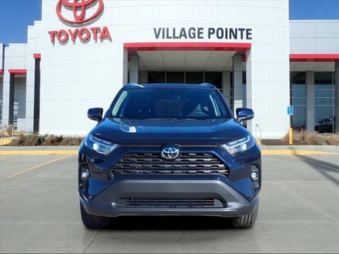 New 2025 Toyota RAV4 XLE Premium image 10