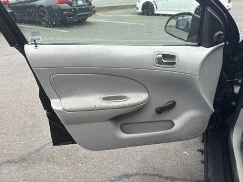 Used 2006 Chevrolet Cobalt LS FWD image 25