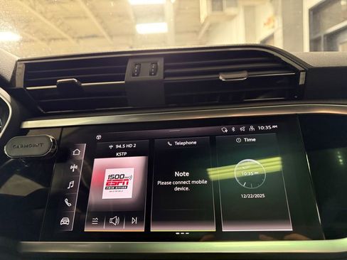 Used 2023 Audi Q3 2.0T Premium Plus w/ Premium Plus Package image 12