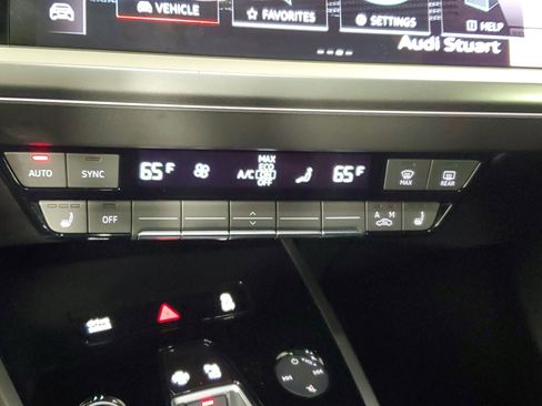 Certified 2024 Audi Q4 e-tron Premium image 42