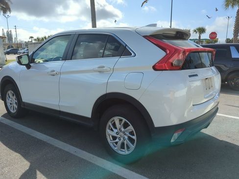 Used 2019 Mitsubishi Eclipse Cross ES image 8