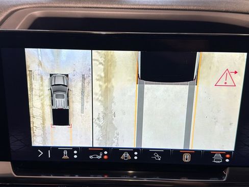 Certified 2025 GMC Sierra 1500 SLT w/ SLT Premium Plus Package image 39