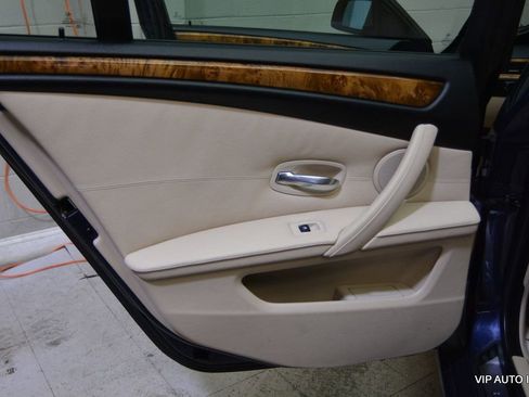 Used 2008 BMW 535xi Wagon image 9